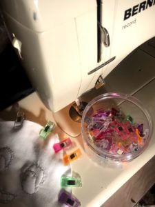 Sewing without pins